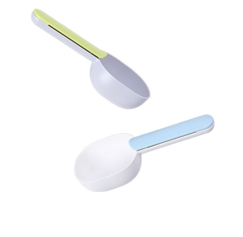 Pet Food Scoop Spoon - Sealed Storage Container