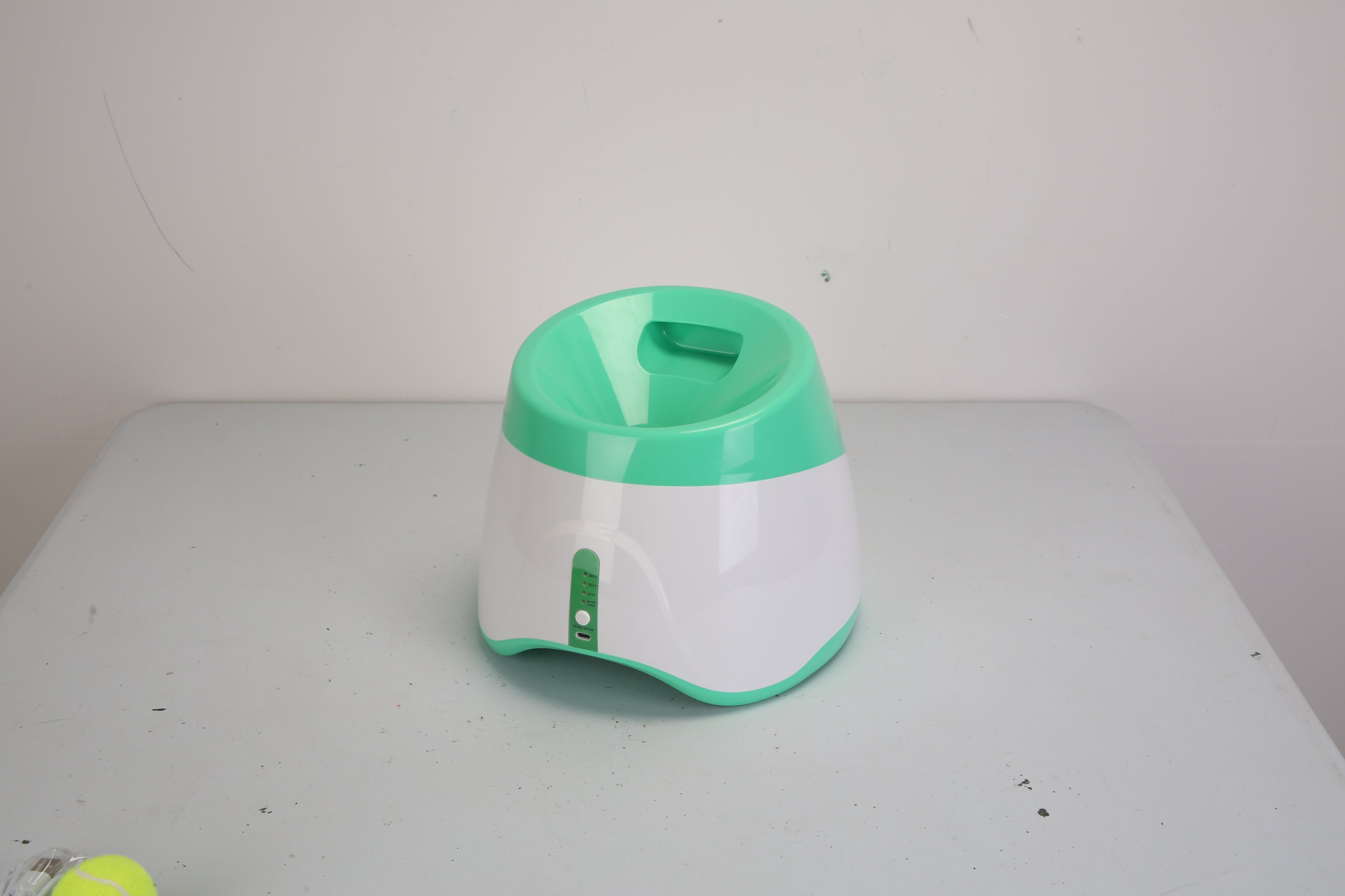 Automatic Dog Ball Launcher with 6 Tennis Balls - Interactive Fetch Machine